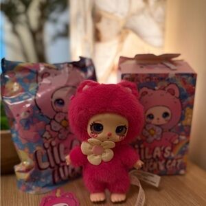 Liila cat hot pink plush bag charm